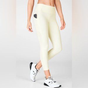 NWT Fabletics Oasis PureLuxe High-Waisted Capri | Size: XXL